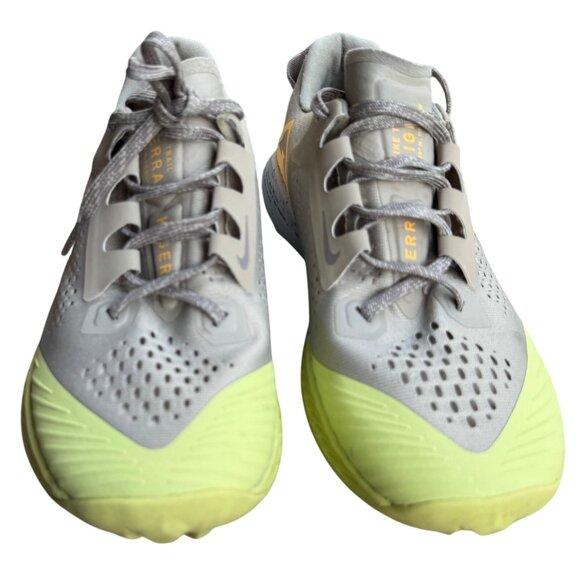 Nike Air Zoom Terra Kiger 6 Women's Size 8 Trail Running Shoes  Gray & Yellow - Picture 2 of 9
